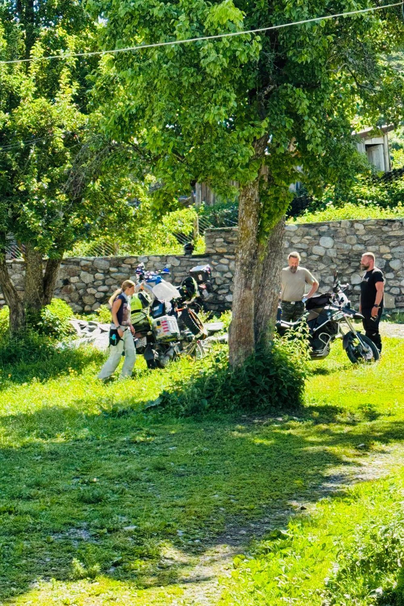 Vodo'S Guesthouse Chvabiani Eksteriør bilde